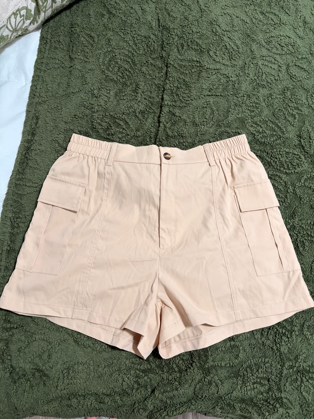 SHEIN Light Pink High-Waist Cargo Shorts